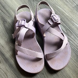W8 Lavender Chacos